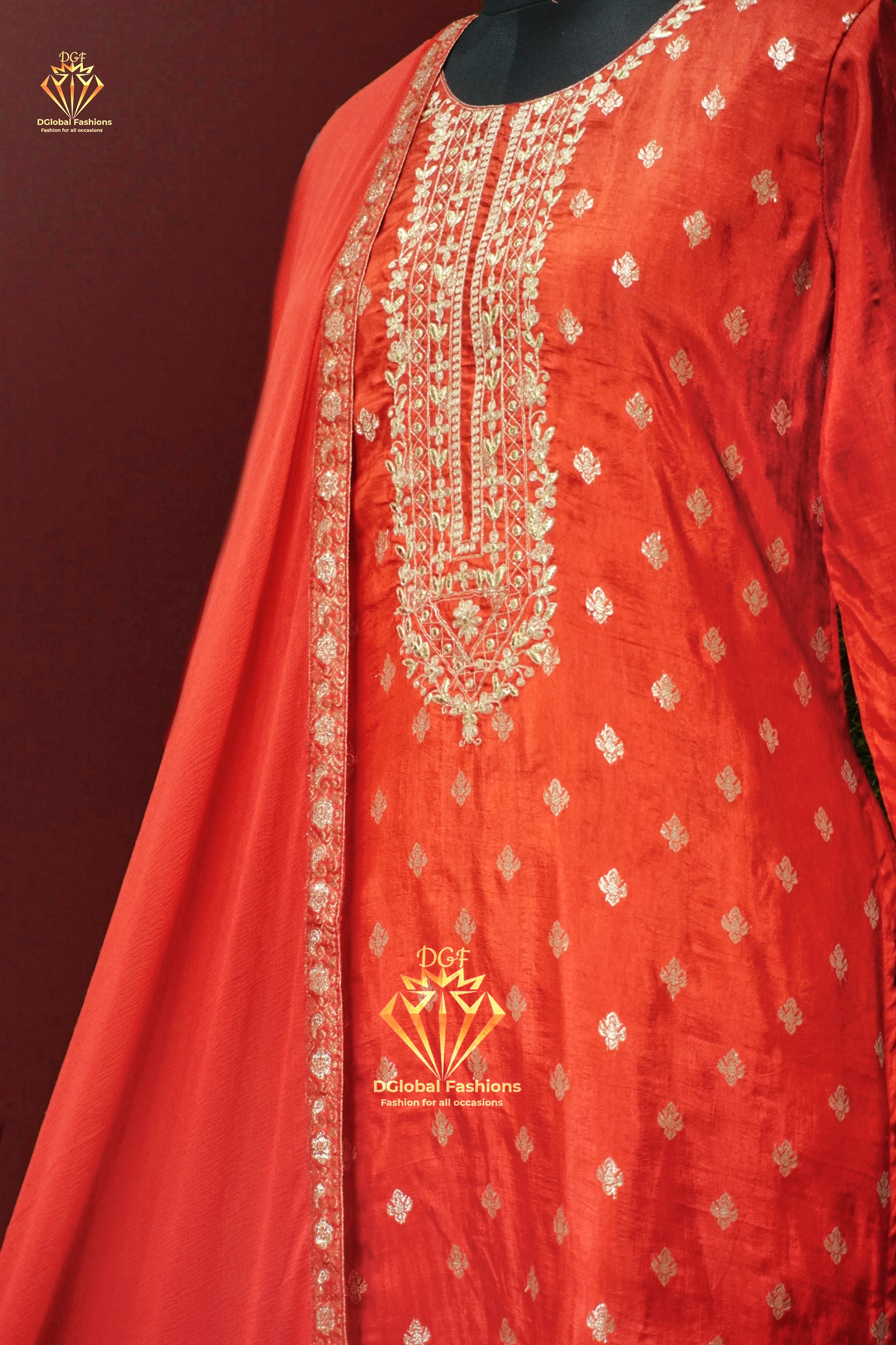 Orange banarsi weaved silk kurta pants with chiffon dupatta