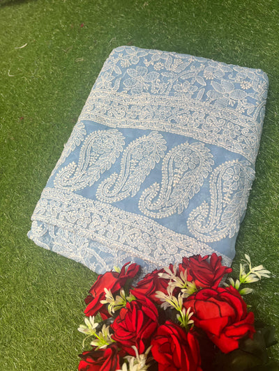 This saree encapsulates the finesse of traditional Lucknowi Chikankari embroidery