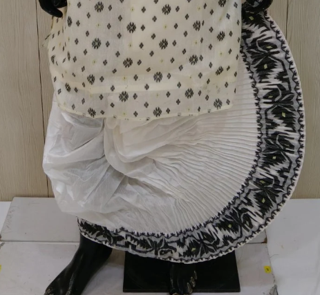Jamdani Draped Dhoti for Men – Pre-Stitched Regal Wear