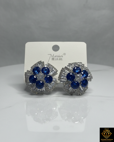 Silver Needle Inlaid Diamond Zircon Floral Earrings