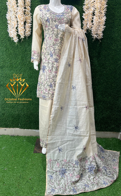 Elegant Kantha Embroidered Suit Set with Dupatta – Traditional Ethnic Wear