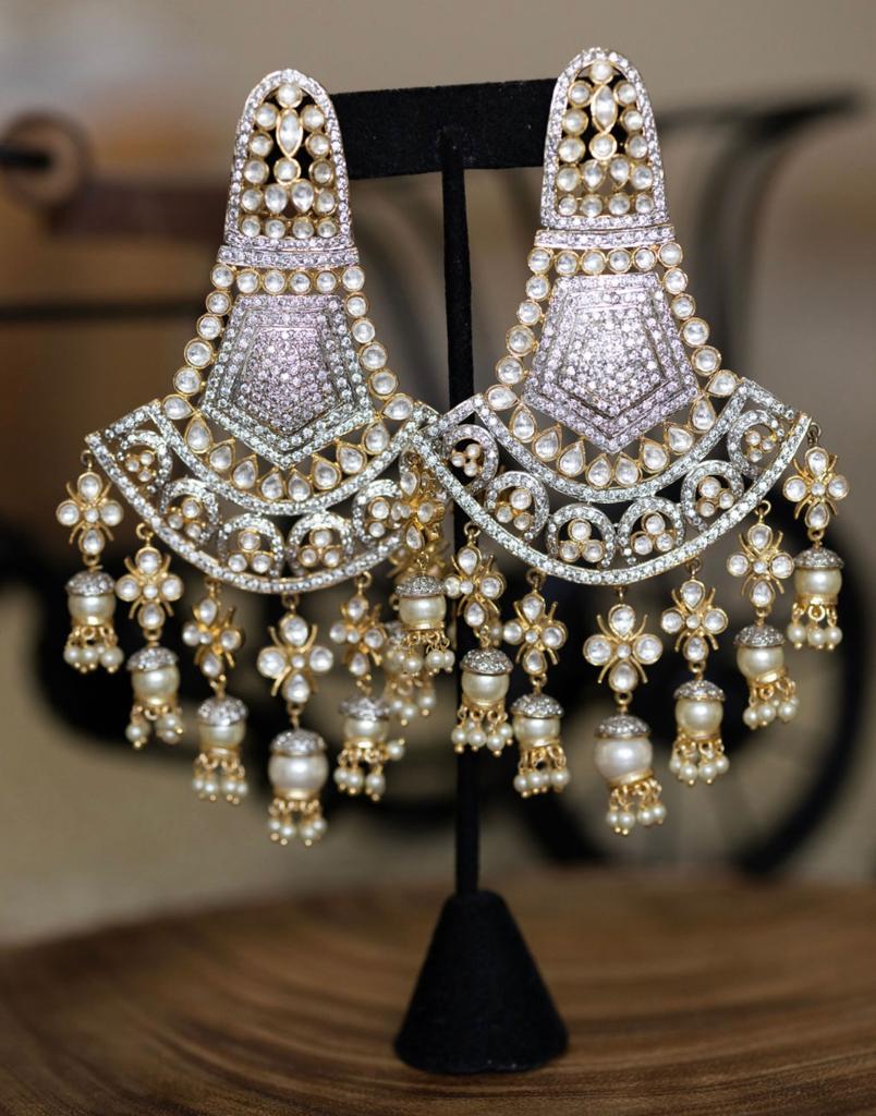 Kundan pearl earrings