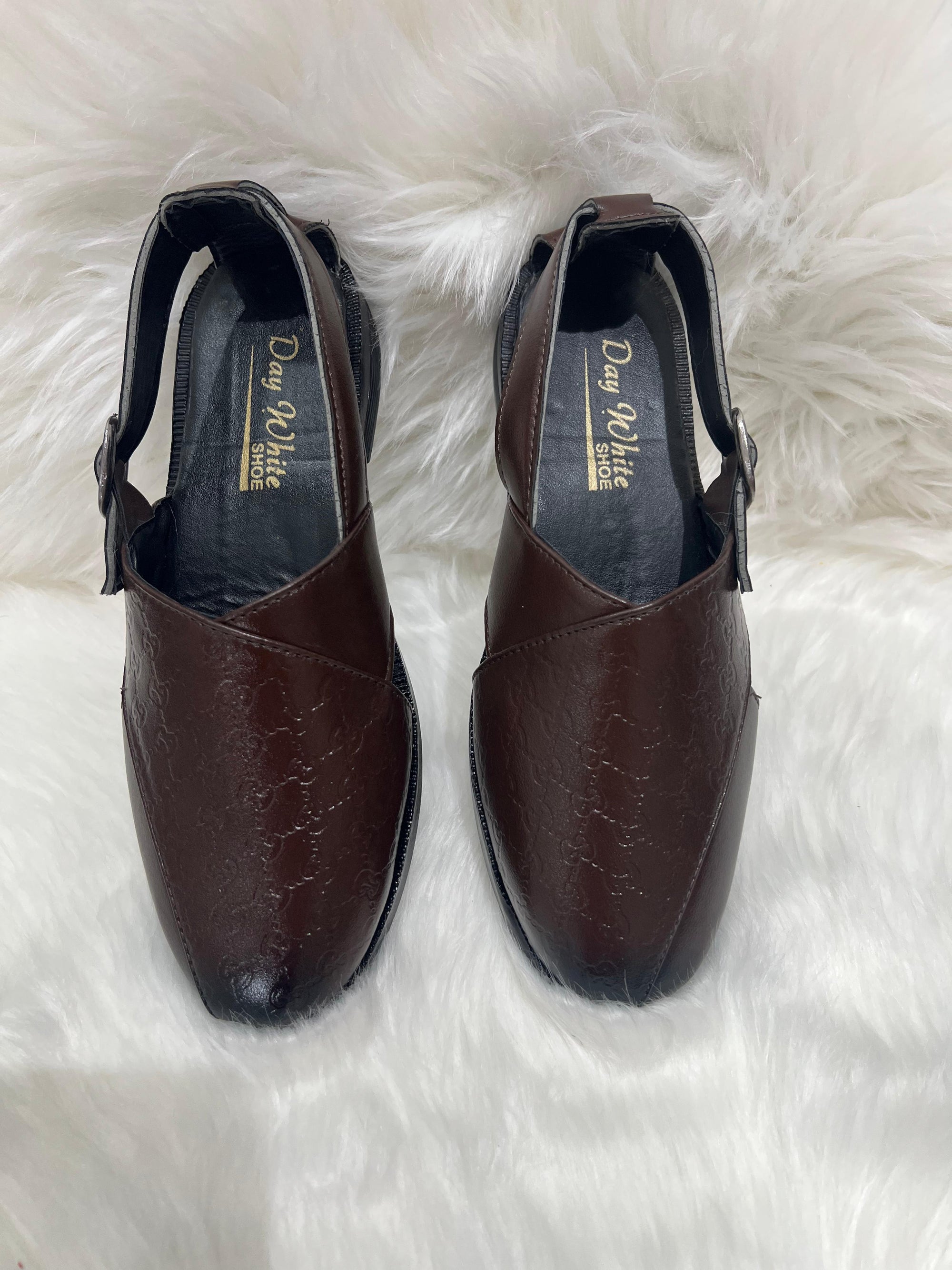 Celebrate tradition in style with these handcrafted Peshawari sandals – the perfect finish to your festive or wedding outfit. Made with genuine leather and double-layer soles, they offer both heritage and comfort. Ideal for Eid, Diwali, or desi weddings, these sandals elevate any ethnic look.