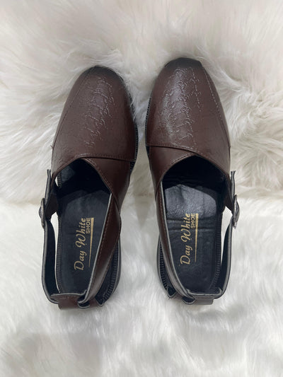 Celebrate tradition in style with these handcrafted Peshawari sandals – the perfect finish to your festive or wedding outfit. Made with genuine leather and double-layer soles, they offer both heritage and comfort. Ideal for Eid, Diwali, or desi weddings, these sandals elevate any ethnic look.