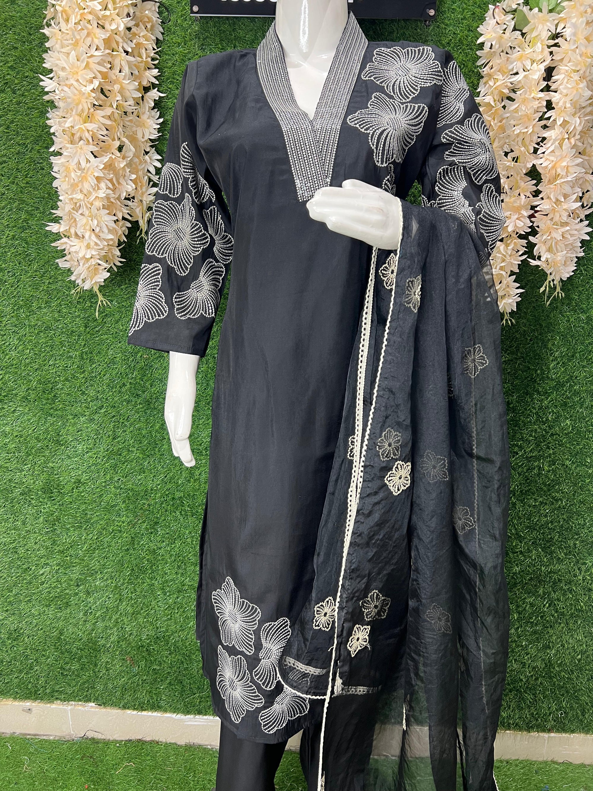 Elegant 🖤Black Silk Straight Kurti Set with Thread & Sequin Detailing | Organza Dupatta