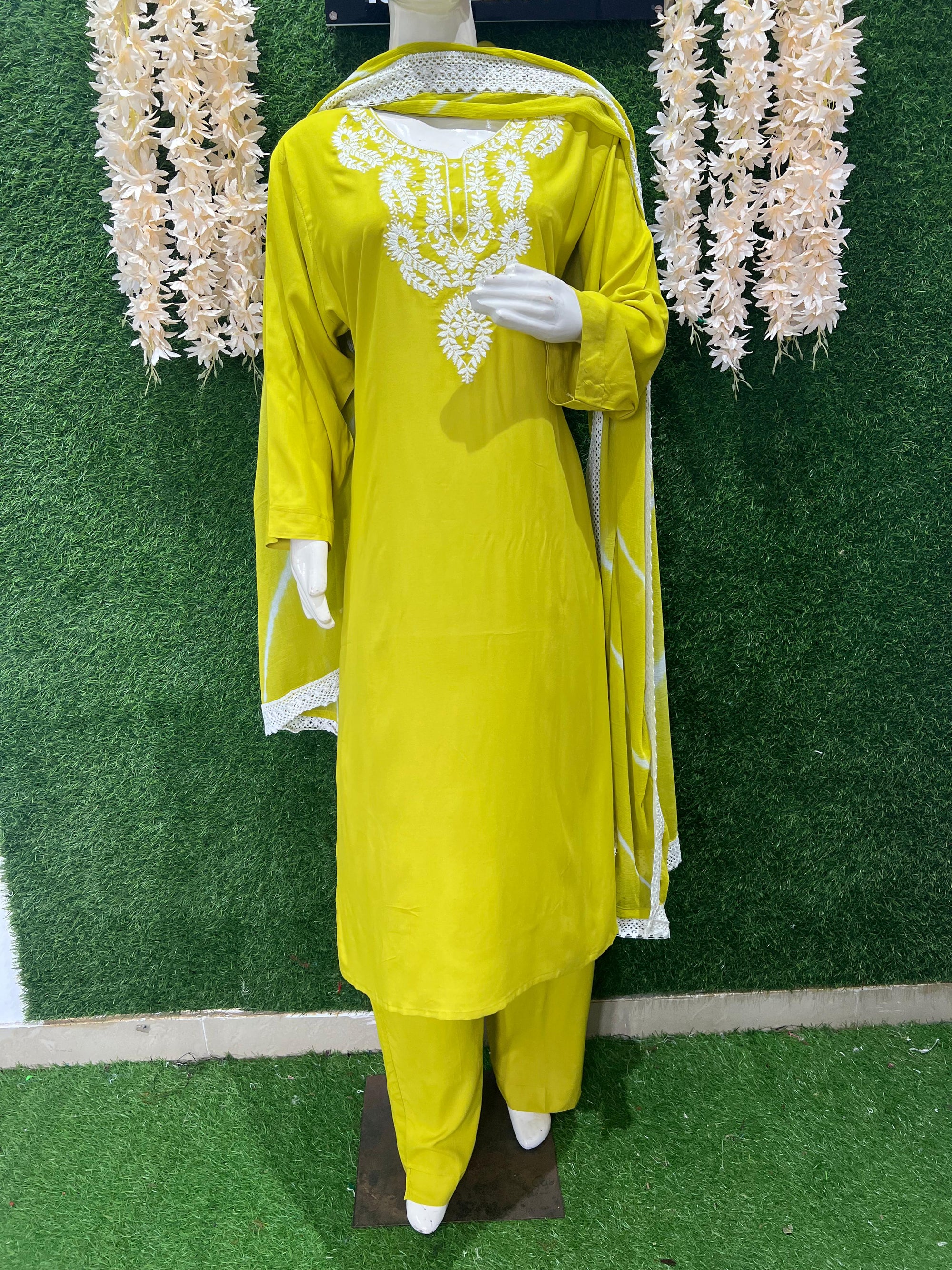 Stylish Embroidered Kurta with Pant & Dupatta Set – Elegant Ethnic Wear