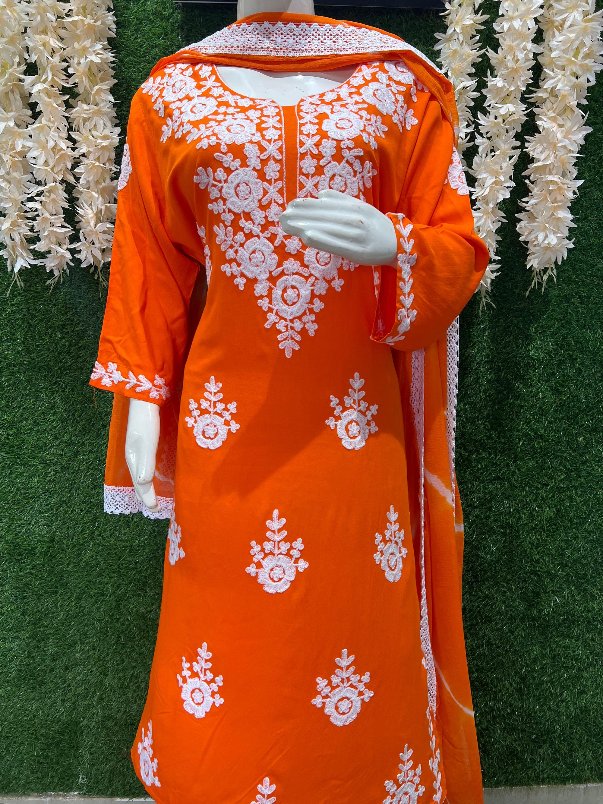 Elegant Embroidered Kurta Pant Set