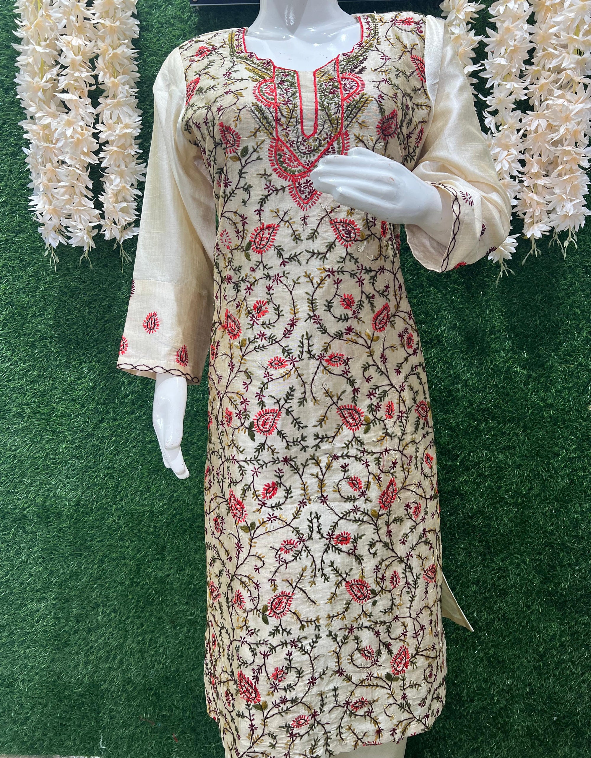 Elegant Kashmiri Embroidered Suit with Dupatta