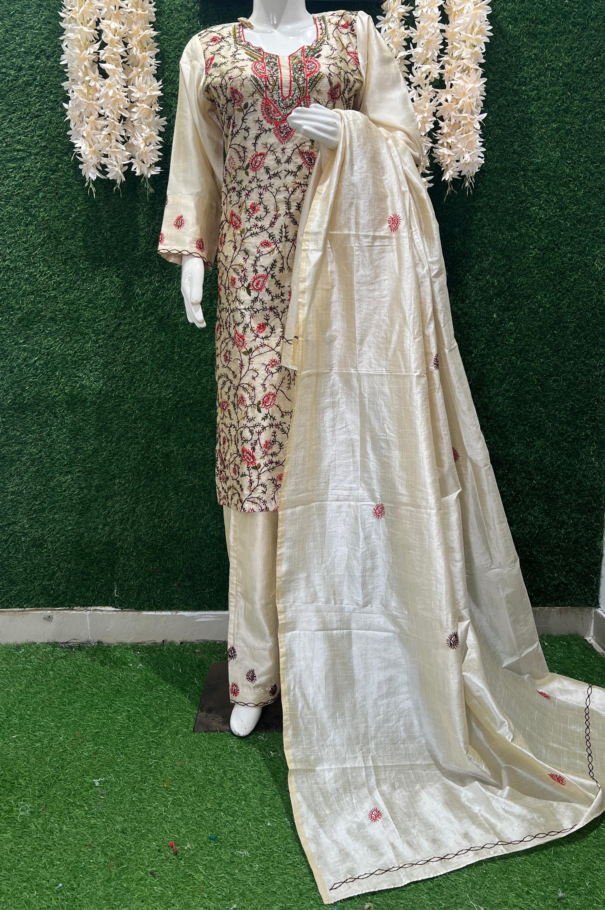 Elegant Kashmiri Embroidered Suit with Dupatta