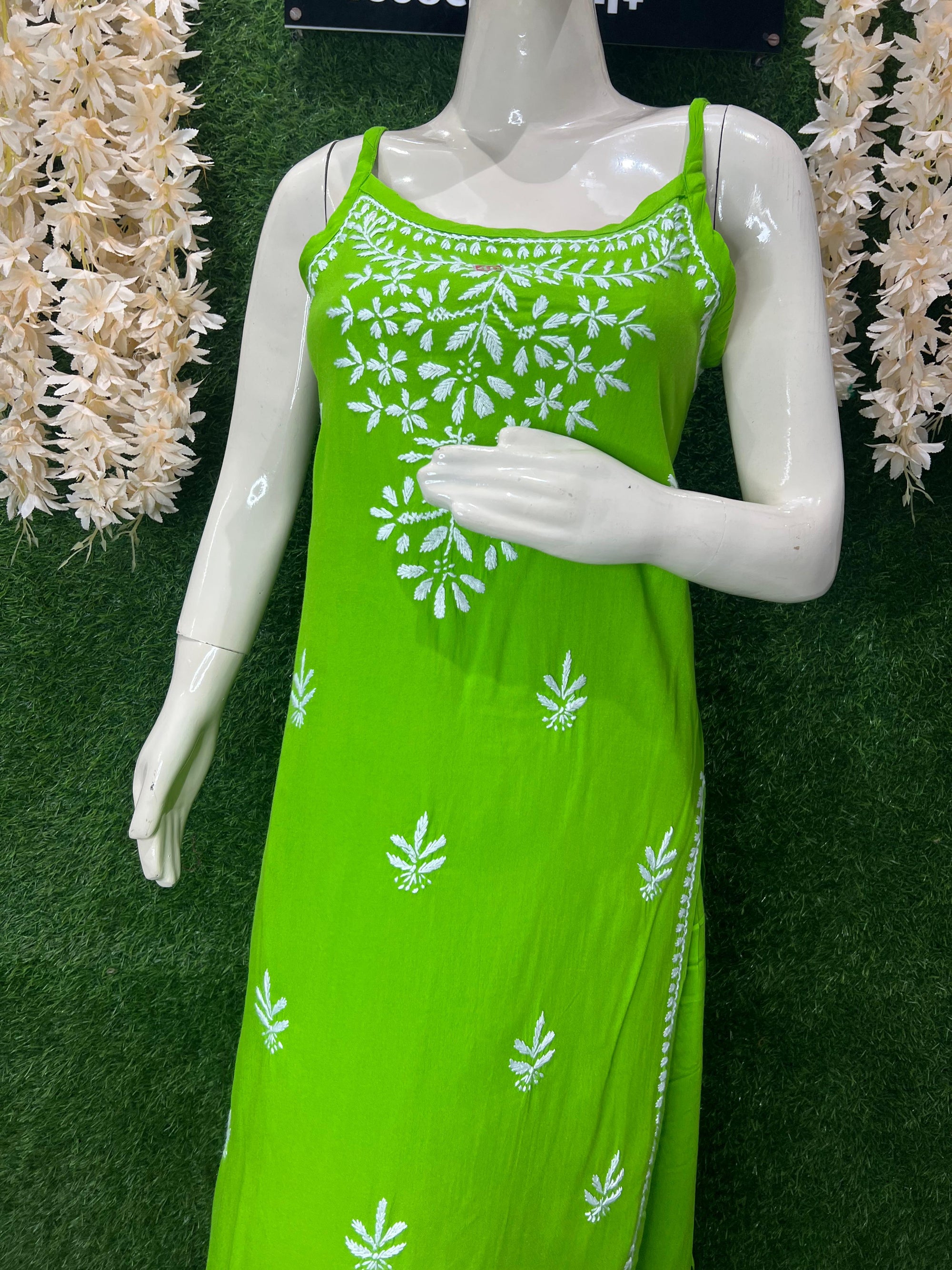 Sleeveless Lucknowi Chikankari Co-ord Set