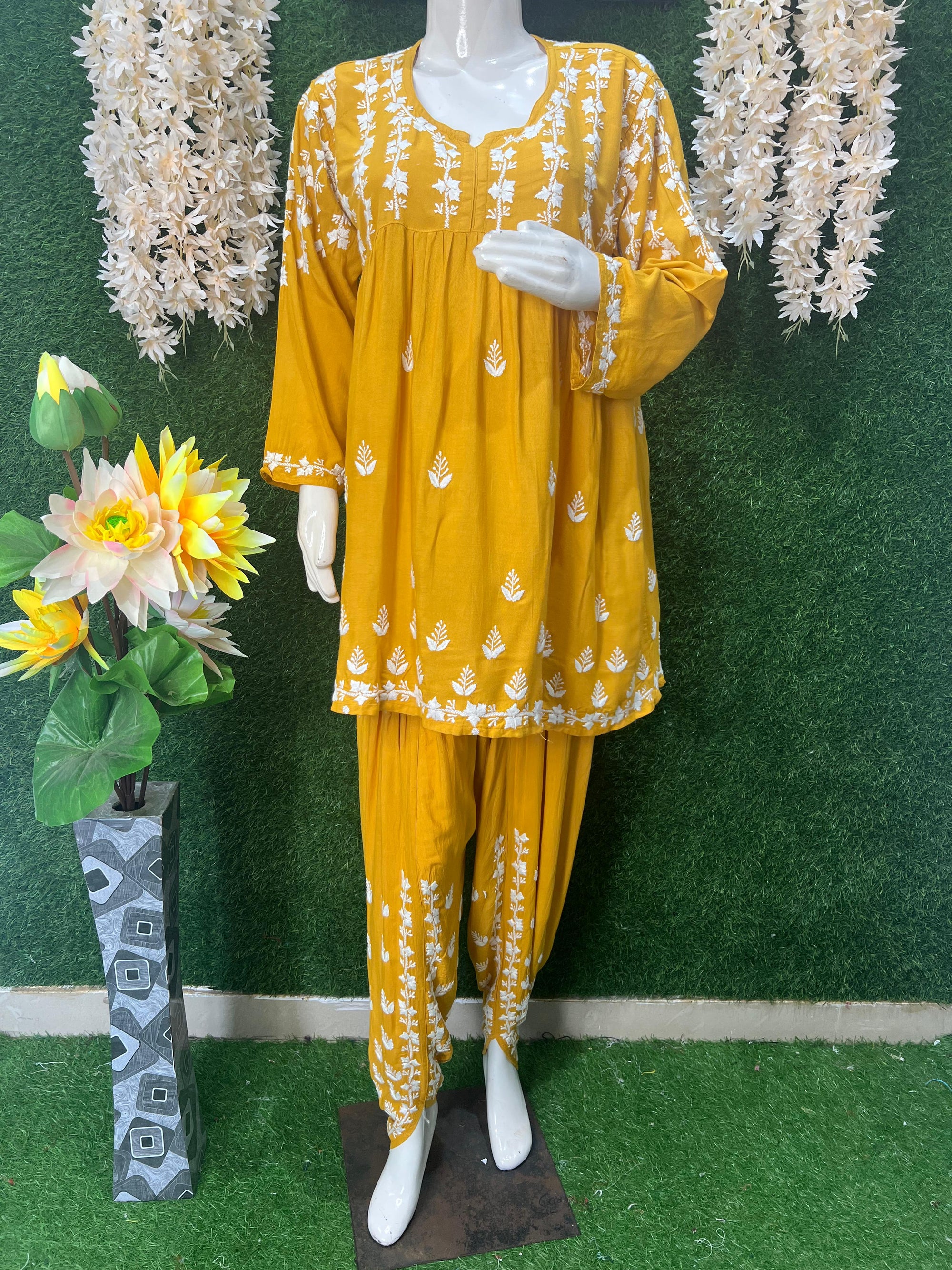 Lucknowi Chikankari Dhoti Co-Ord Set with Dhoti Pant