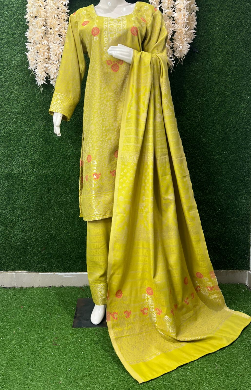 Pashmina Banarasi Weaving Suit Set