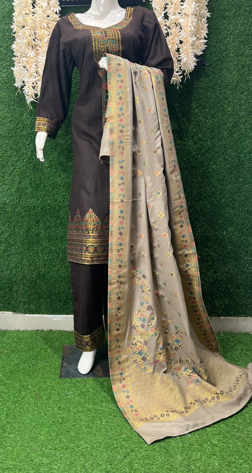 Pashmina Banarasi Weaving Suit Set