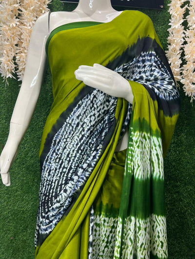 Hand-Dyed Shibori Saree with Lagdi Patta Pallu