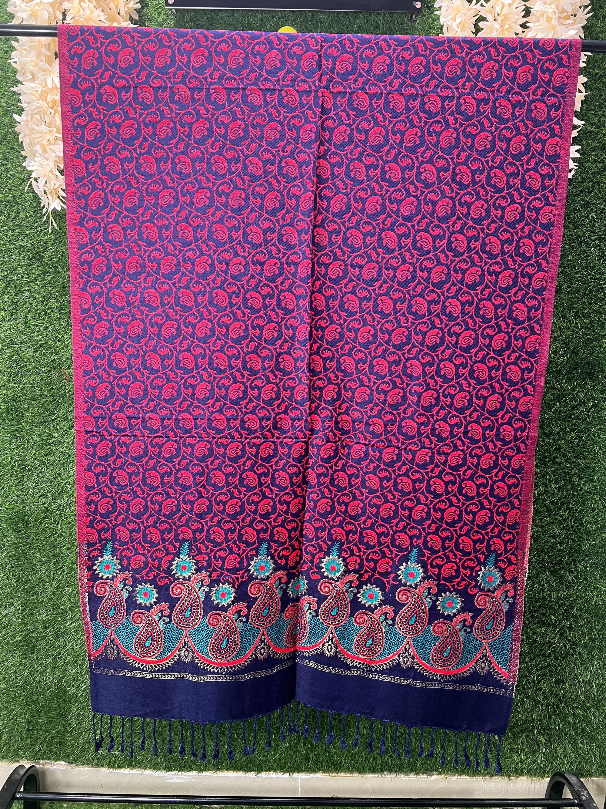Women’s Printed Woolen Stole – Soft & Warm Winter Stole