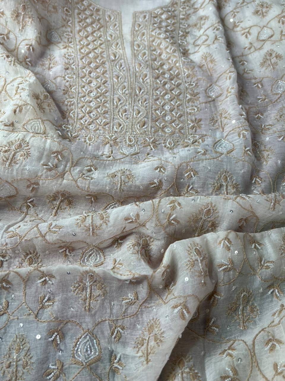 Mul Chanderi 2 Taar Lucknowi Chikankari full jaal Kurta with Dupatta Set