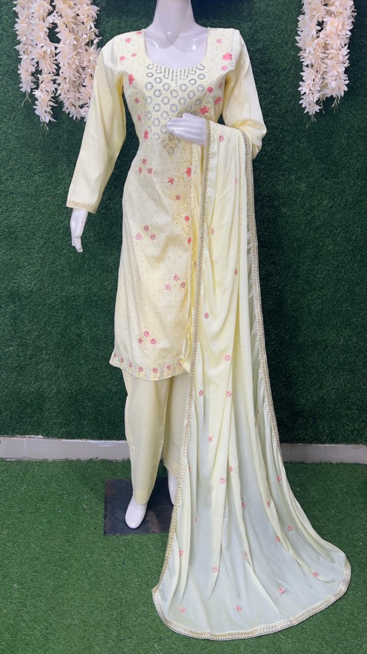 Resham & Stone Work Kurta Pant Dupatta Set