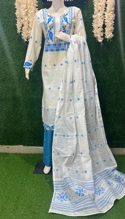 Handwoven Jamdani Kurta Set with Lace Detailing