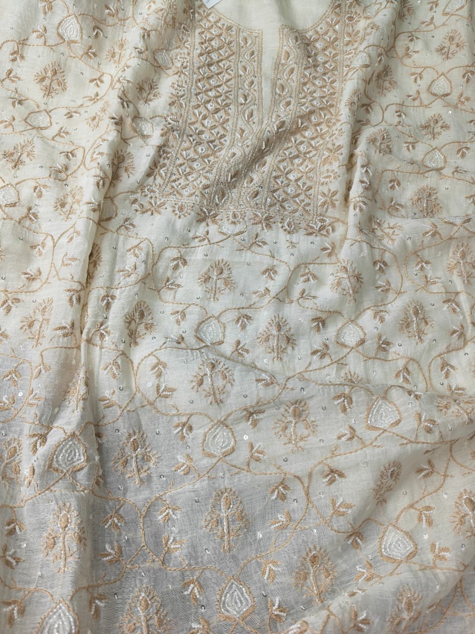 Mul Chanderi 2 Taar Lucknowi Chikankari full jaal Kurta with Dupatta Set