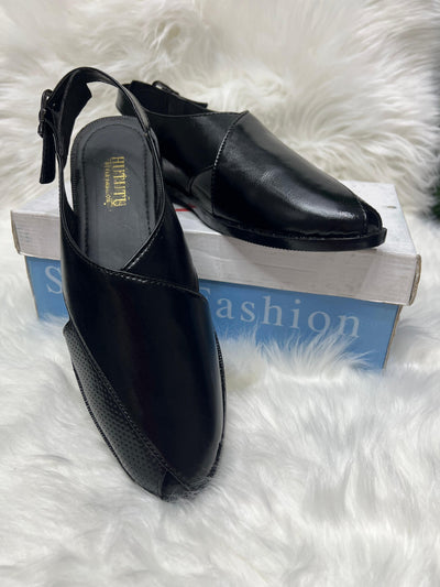 Our handcrafted Peshawari sandals are the perfect blend of traditional artistry and everyday comfort. Designed for festive occasions, weddings, or casual ethnic style – these sandals are a must-have in every modern wardrobe.