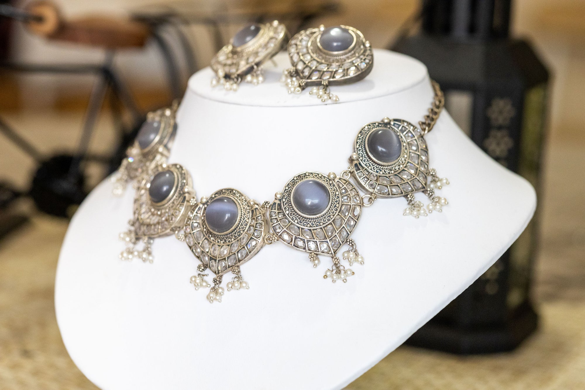 Mariana quartz silver necklace set