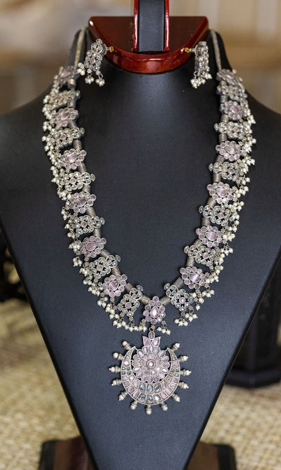 Aashlesha silver necklace set