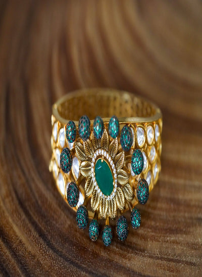 Aadhila Gold-plated Openable Bracelet