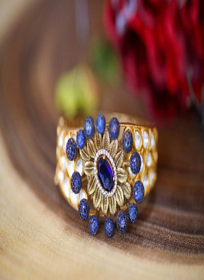 Aadhila Gold-plated Openable Bracelet