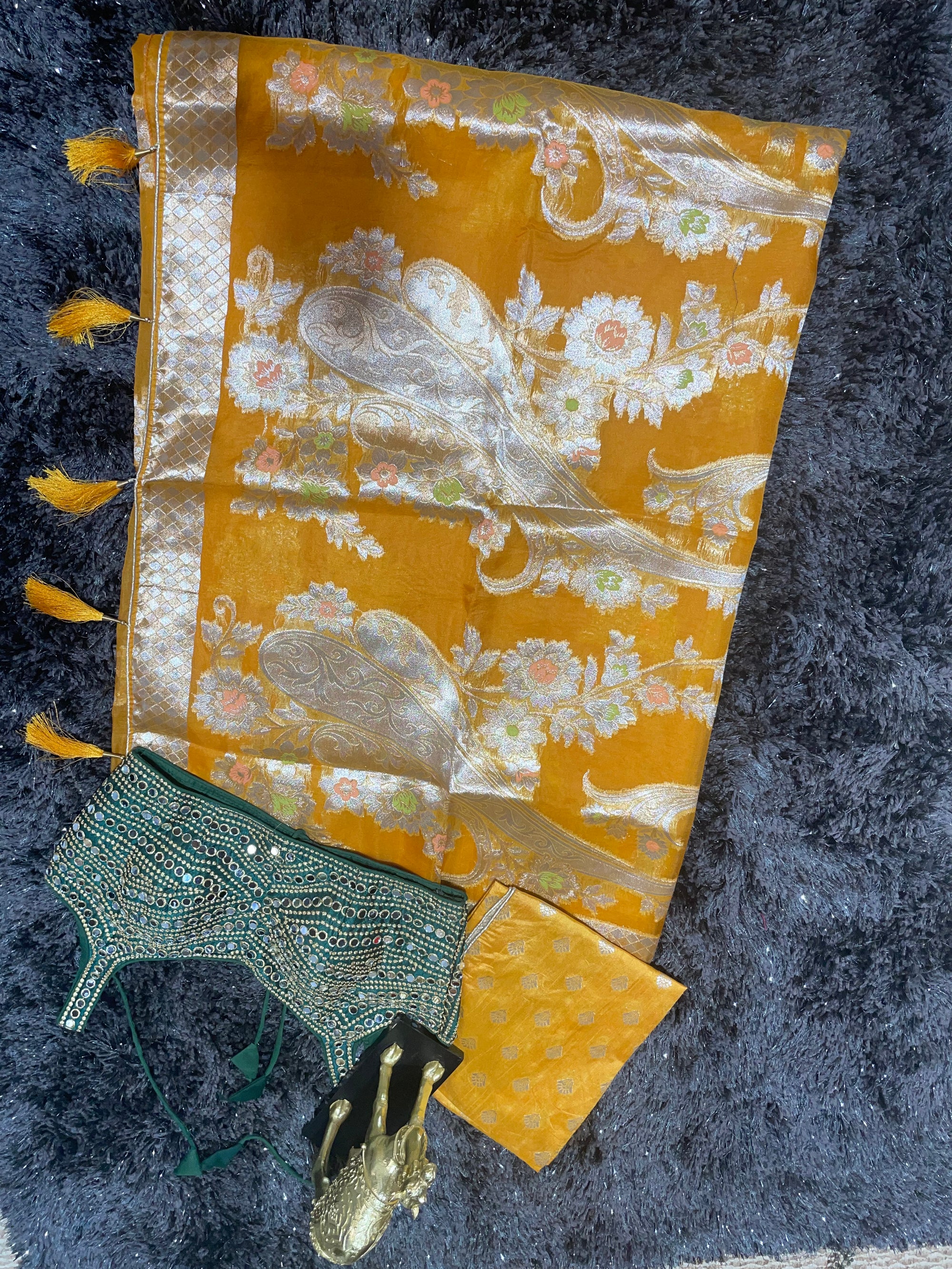 Nisha organza saree