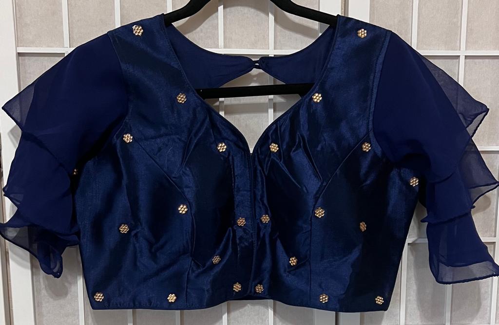 Fancy frilled-sleeves party blouse