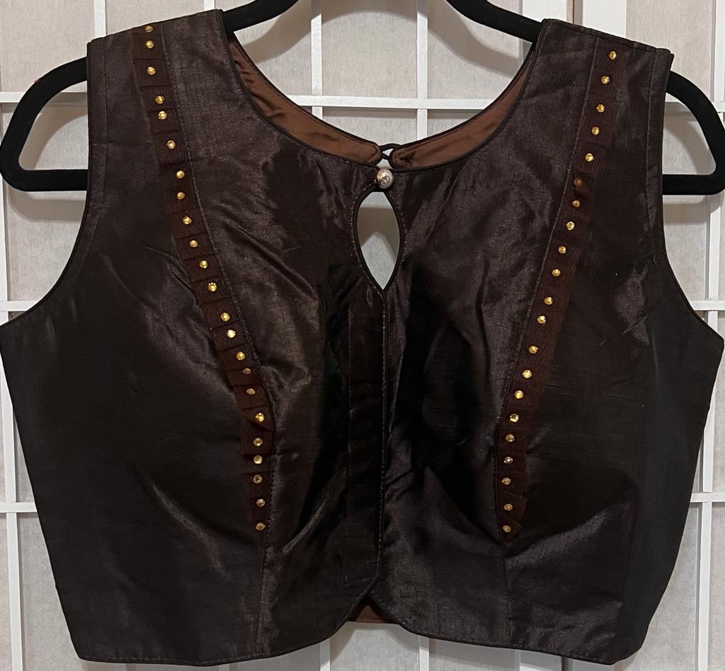 Navashree sleeveless silk blouse