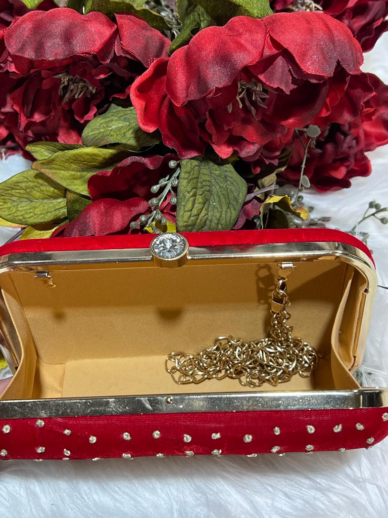 Cardinal red & golden jutti & clutch combo