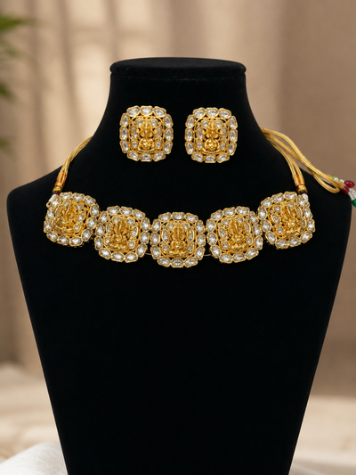 Kundan Choker Necklace Set with Matching Earrings