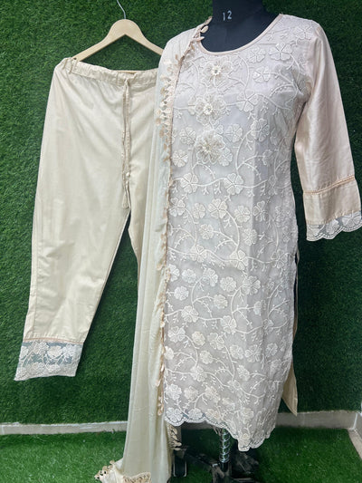 Embroidered suit set