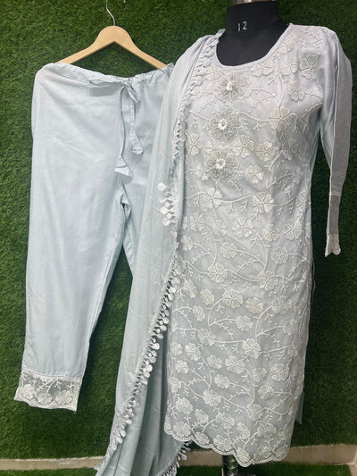 Embroidered suit set