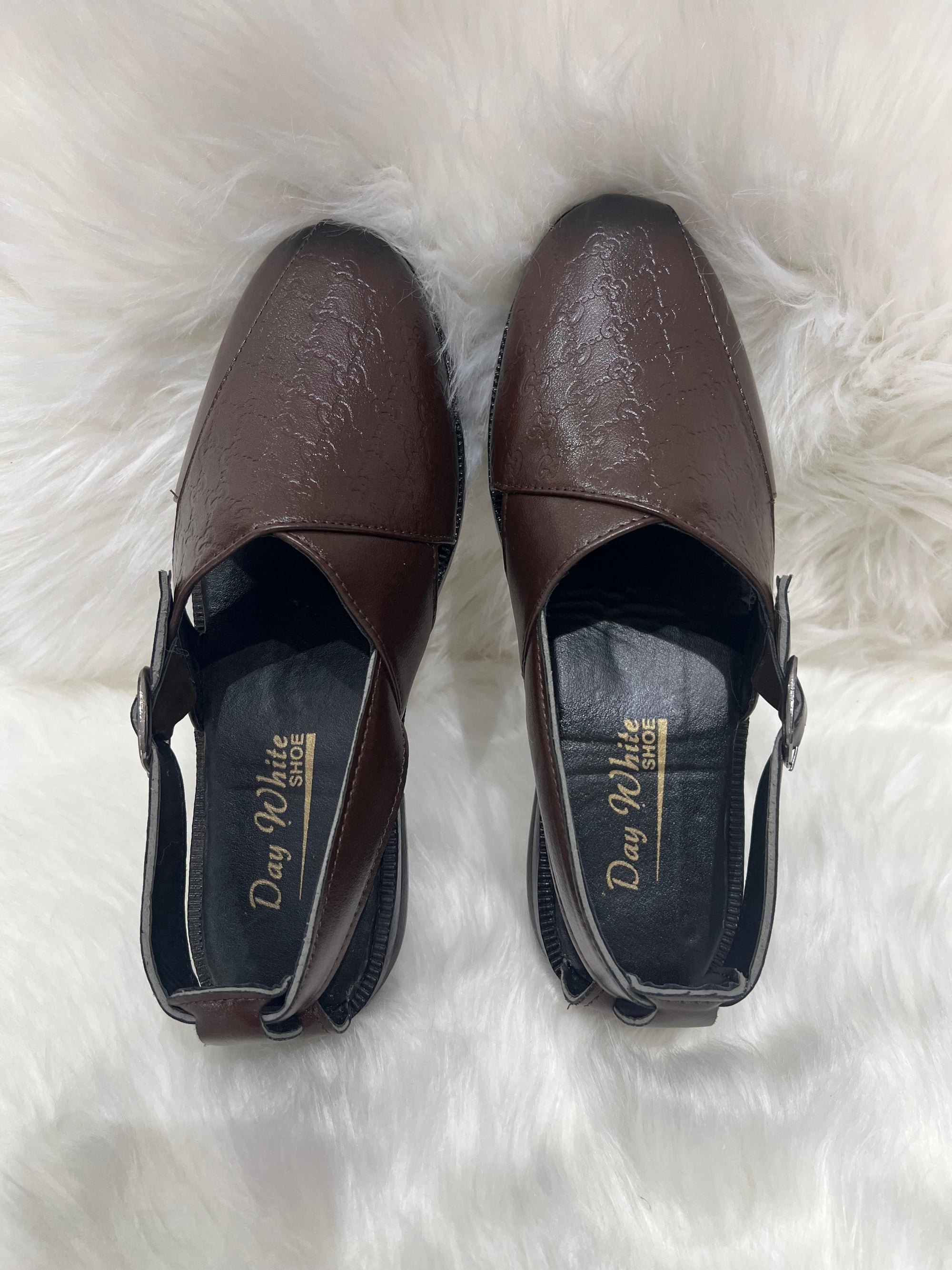 Celebrate tradition in style with these handcrafted Peshawari sandals – the perfect finish to your festive or wedding outfit. Made with genuine leather and double-layer soles, they offer both heritage and comfort. Ideal for Eid, Diwali, or desi weddings, these sandals elevate any ethnic look.