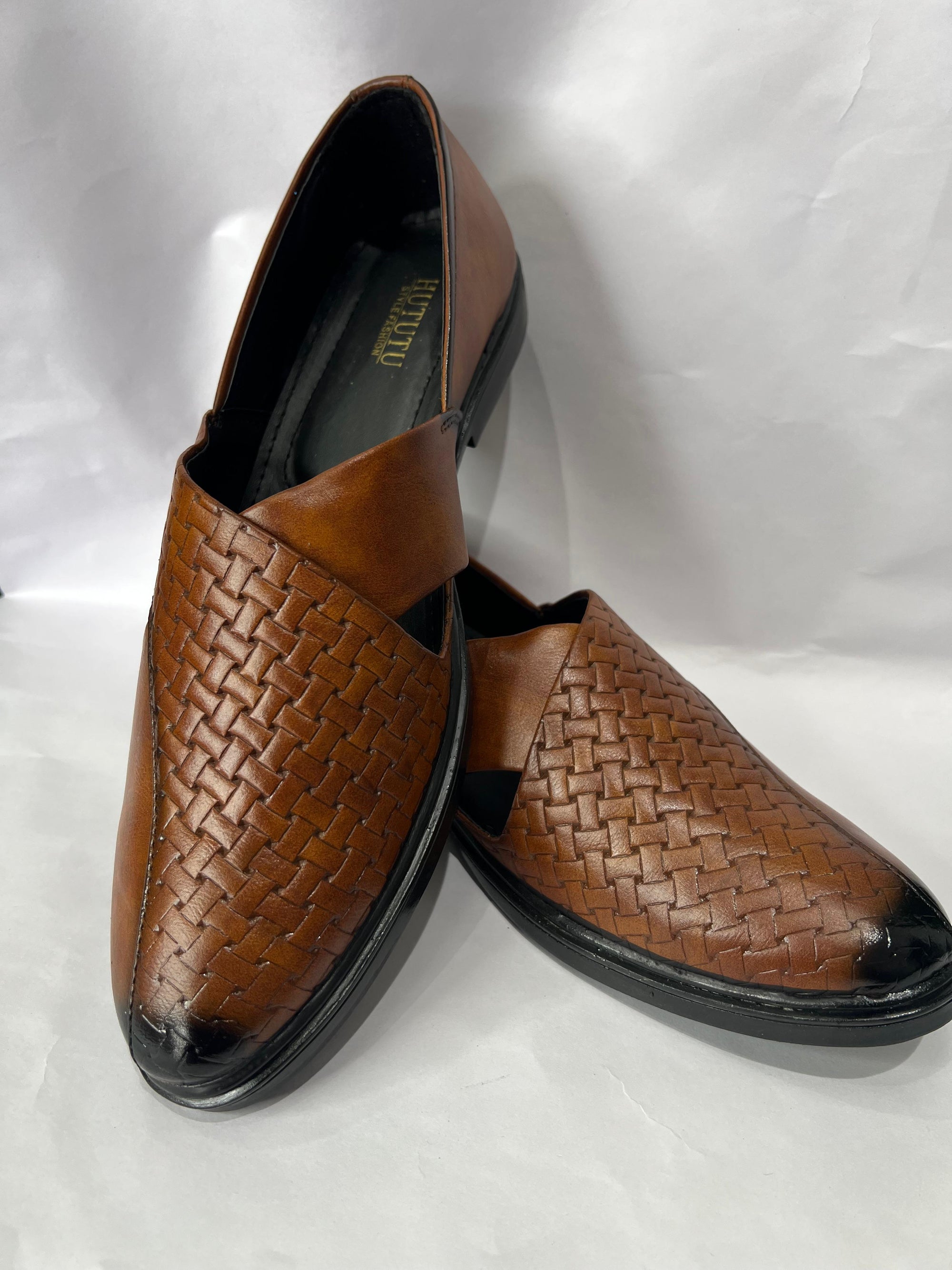 Soft on the foot, strong in presence — these sandals are crafted from premium leather with hand-stitched precision for all-day comfort.