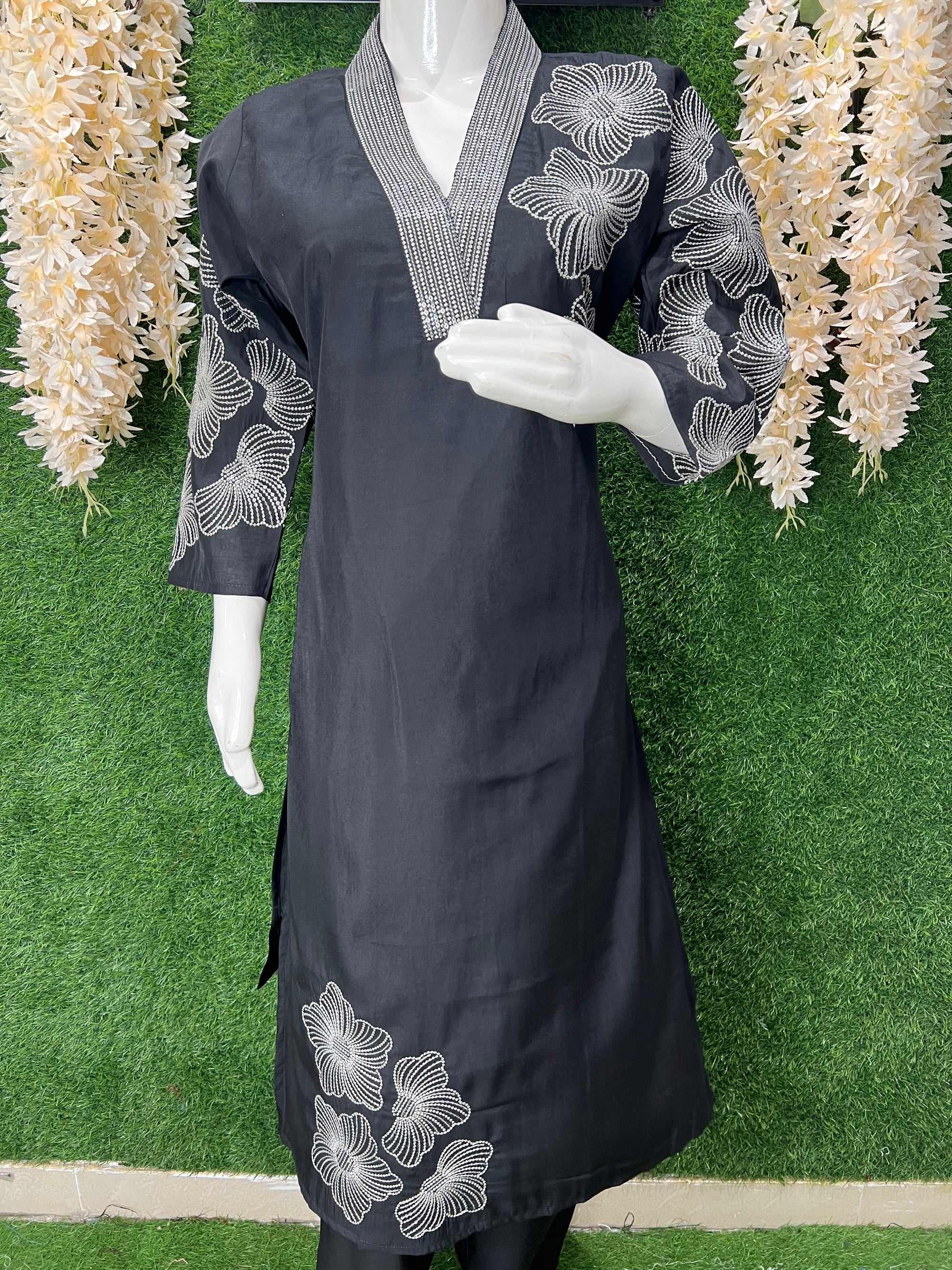 Elegant 🖤Black Silk Straight Kurti Set with Thread & Sequin Detailing | Organza Dupatta