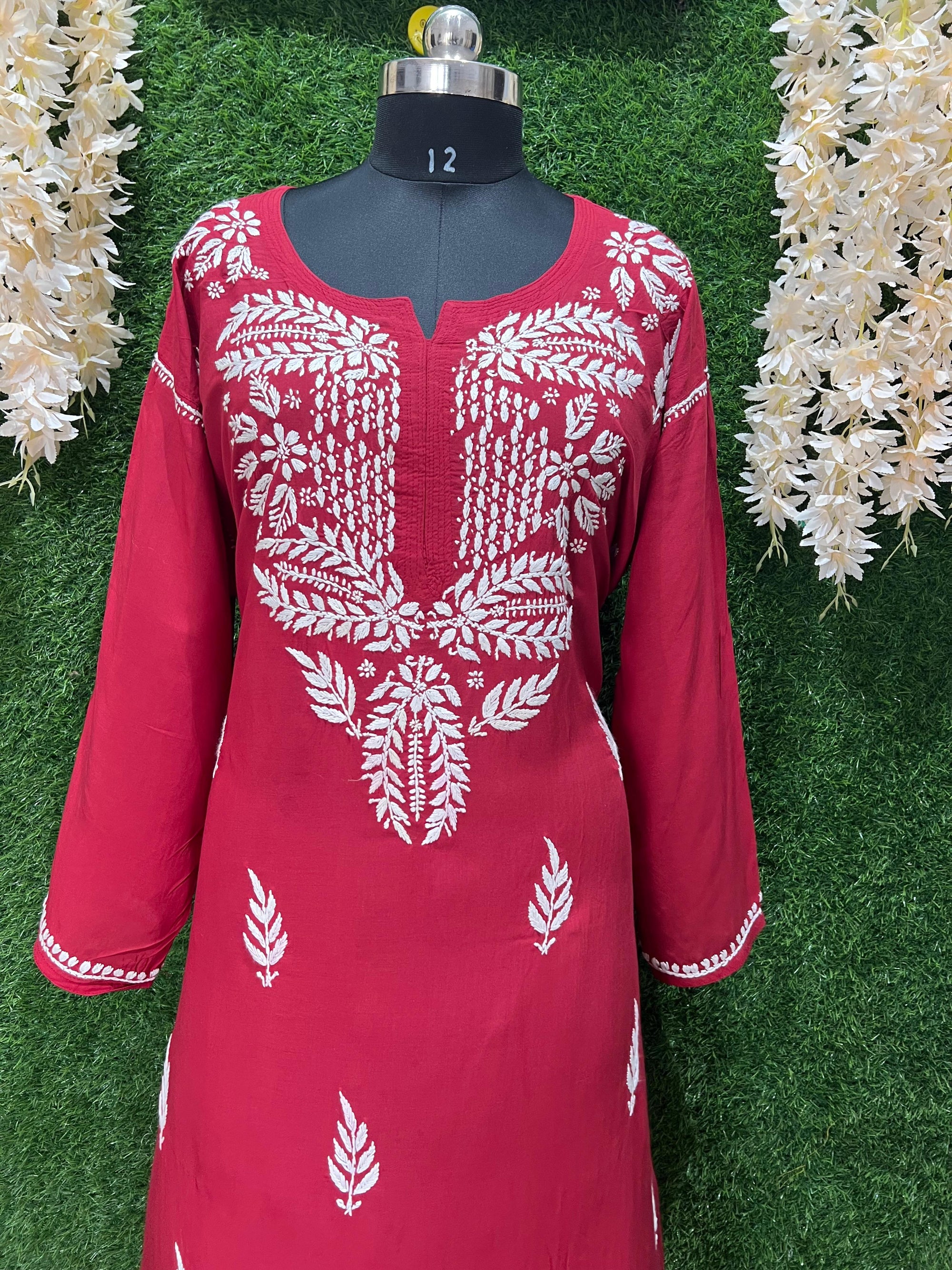 Lucknowi Chikankari Kurti – Hand Embroidered