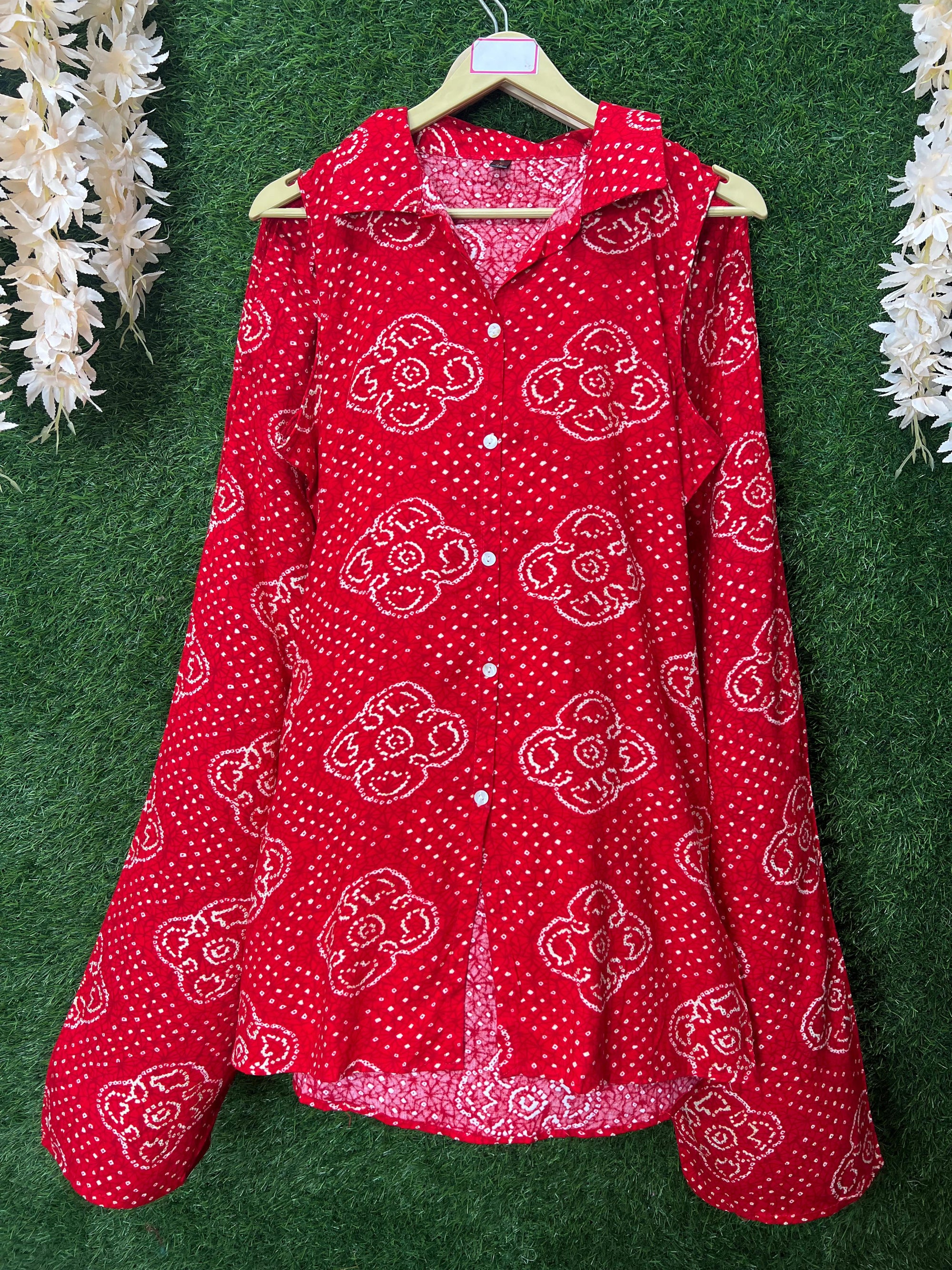 Red Bandhani Printed Sleeveless Co-Ord Set | Casual Summer Coord