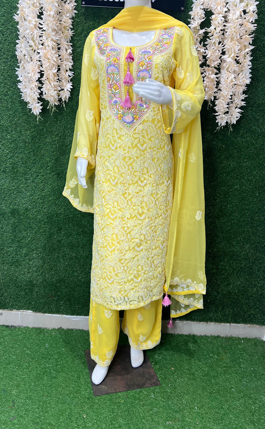 Lucknowi Chikankari Kurta Set with Dupatta – Parsi Gara Embroidered Neckline