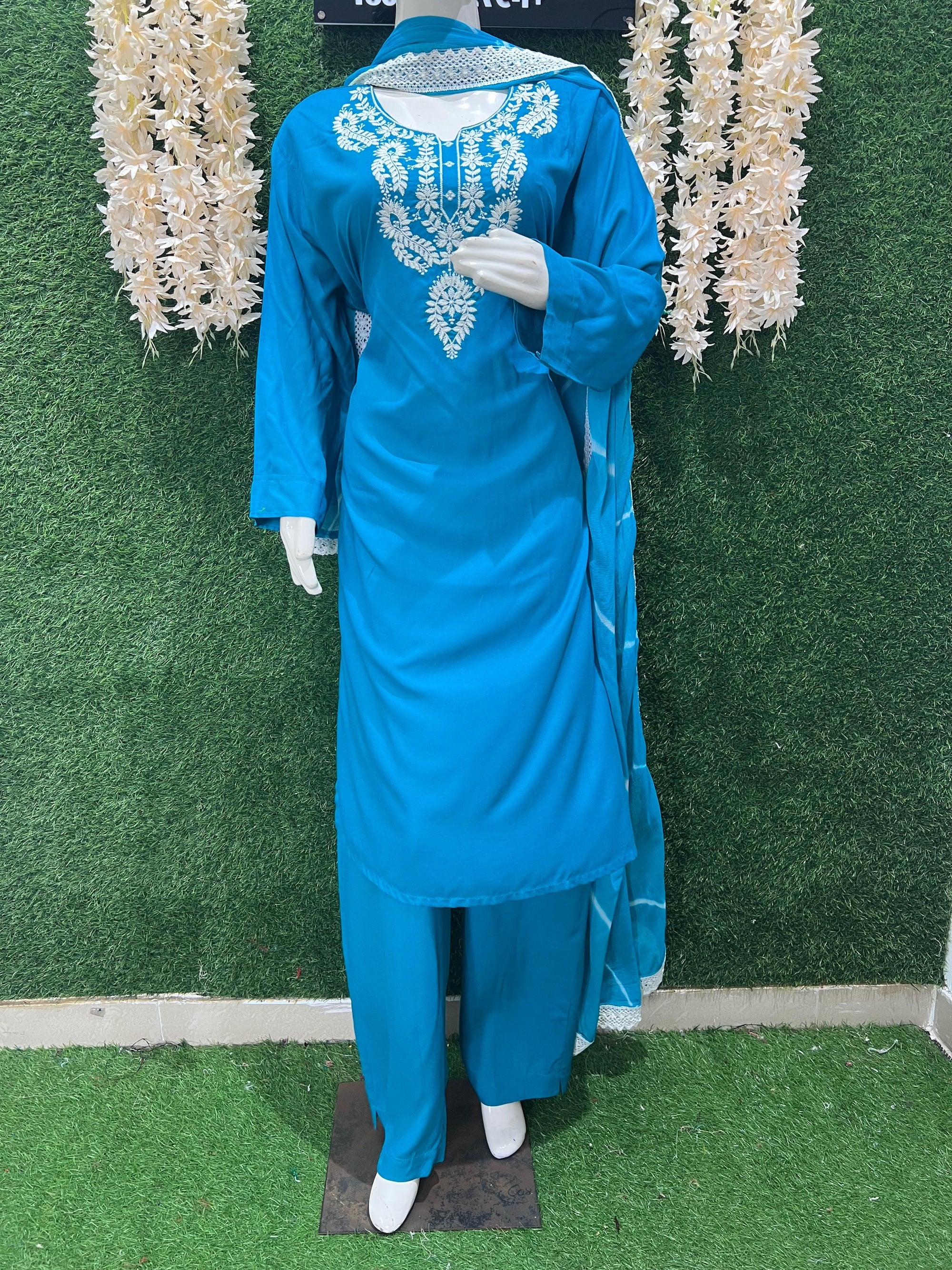 Stylish Embroidered Kurta with Pant & Dupatta Set – Elegant Ethnic Wear