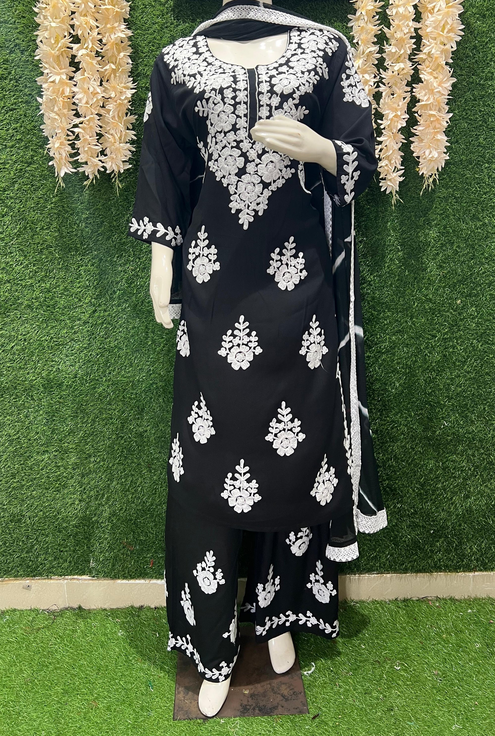 Elegant Embroidered Kurta Pant Set