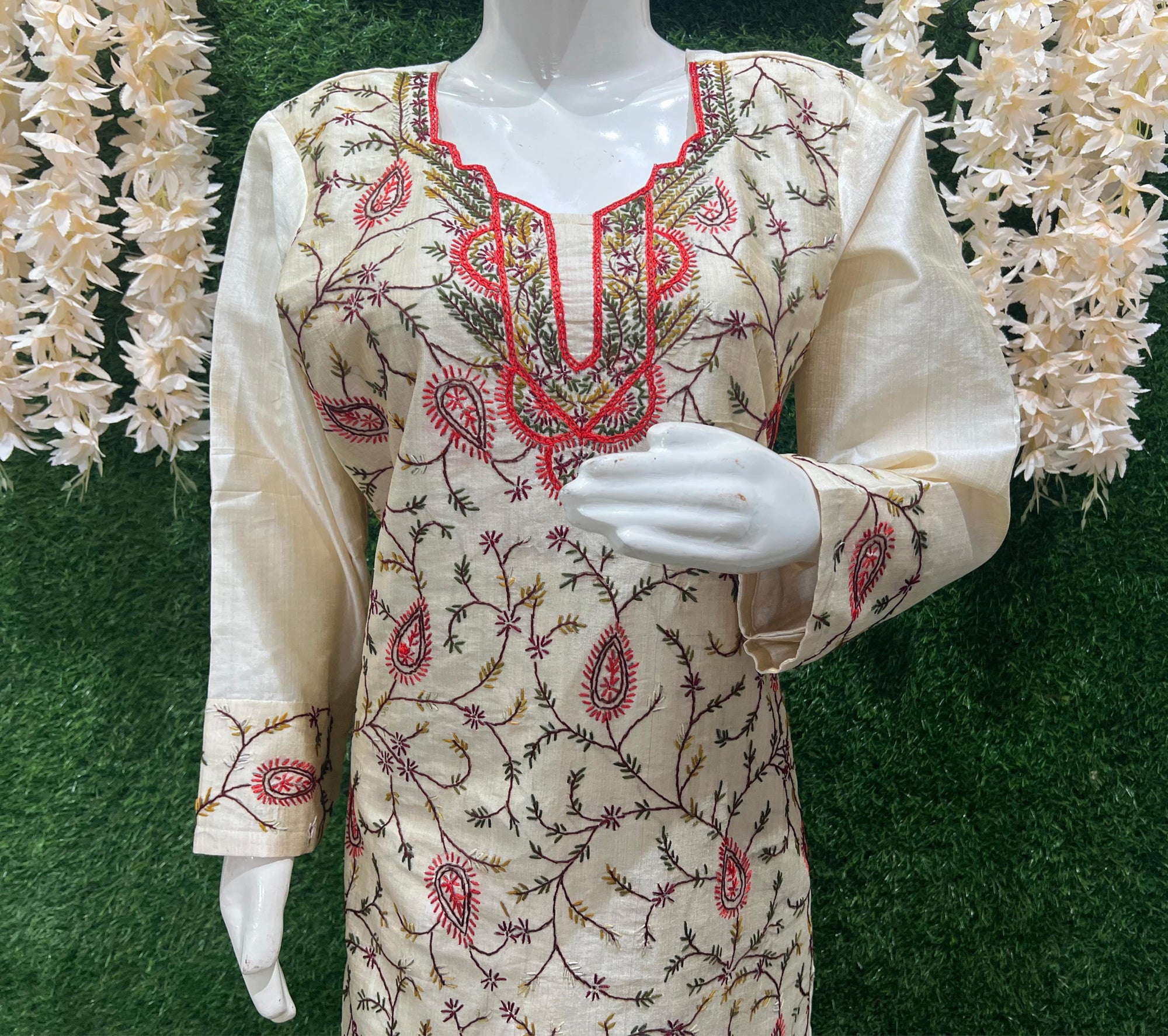 Elegant Kashmiri Embroidered Suit with Dupatta