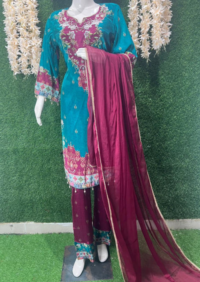 Embroidered Suit Set with Cutdana & Pearl Work
