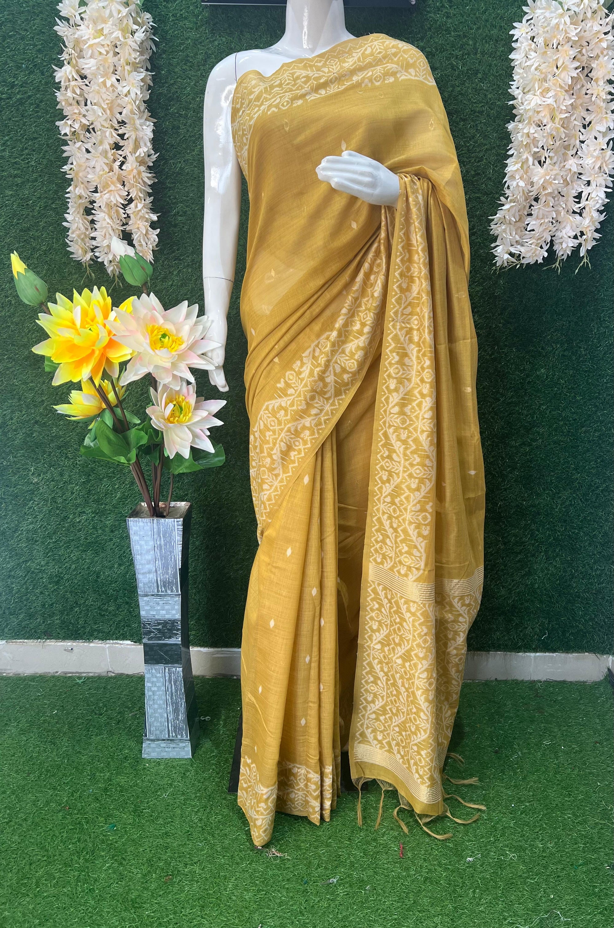 Slub Cotton Saree with  Banarsi Weaving
