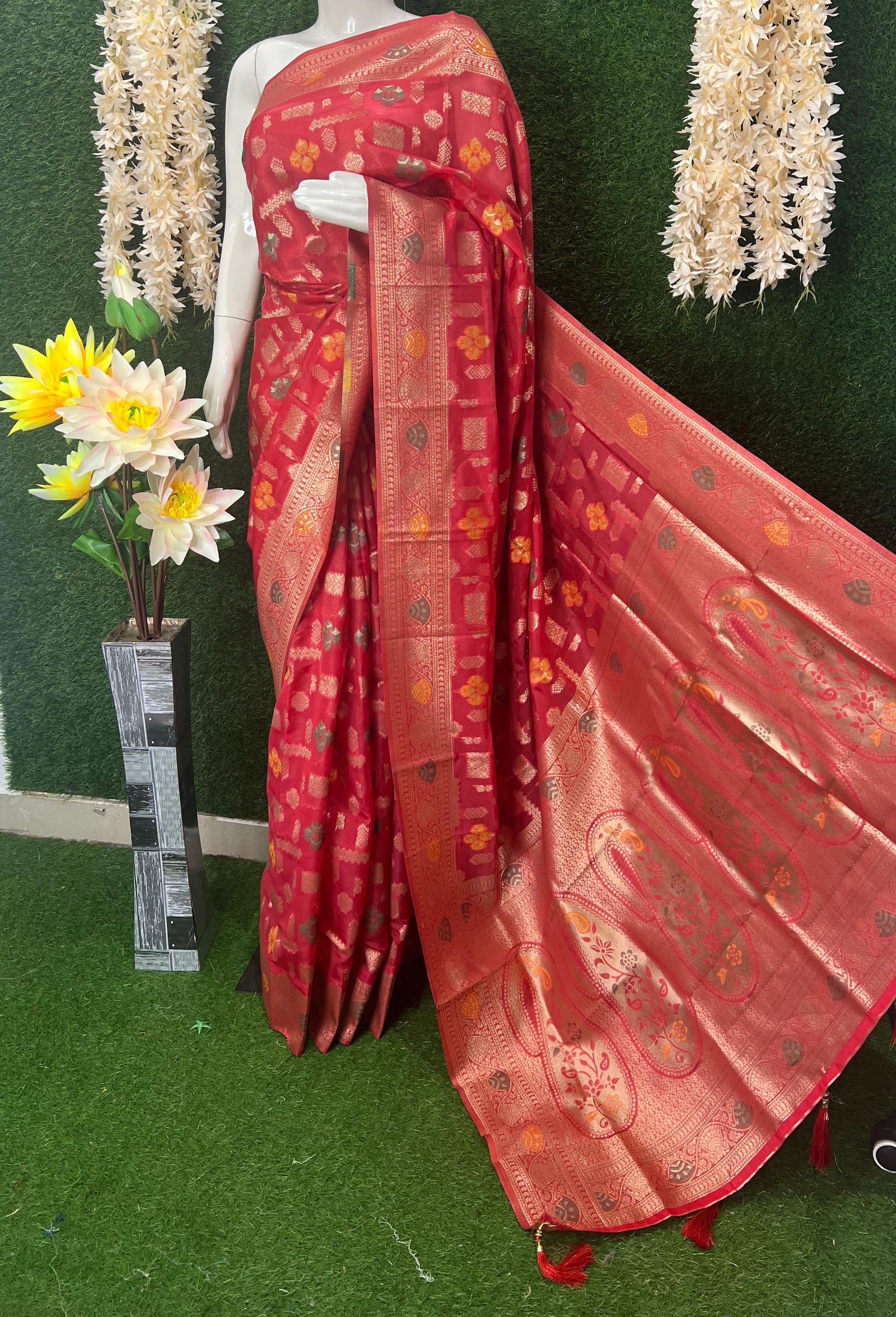 Banarasi Zari Woven Saree with Traditional Motifs