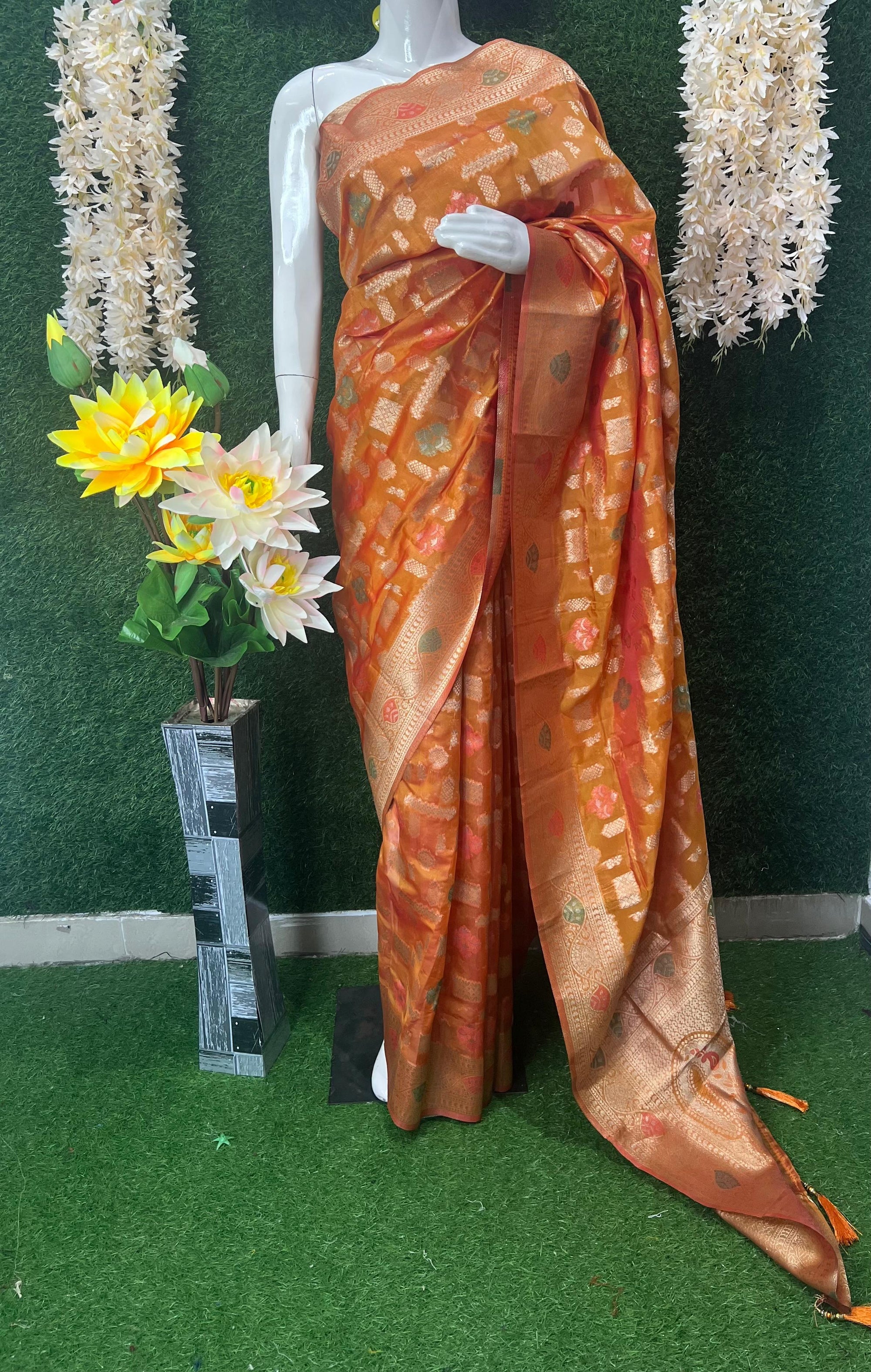 Banarasi Zari Woven Saree with Traditional Motifs