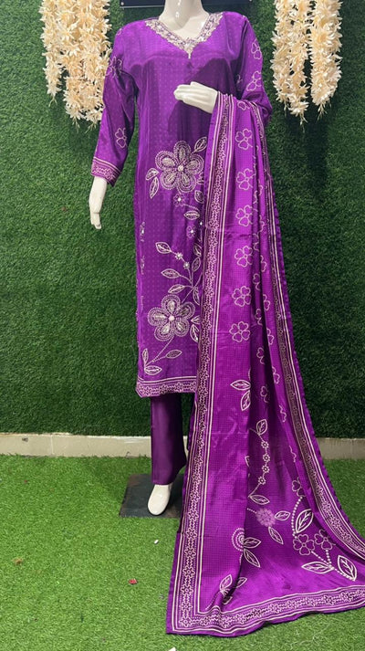 Bandhani Printed Crepe Kurta Set with Hand-Embroidered
