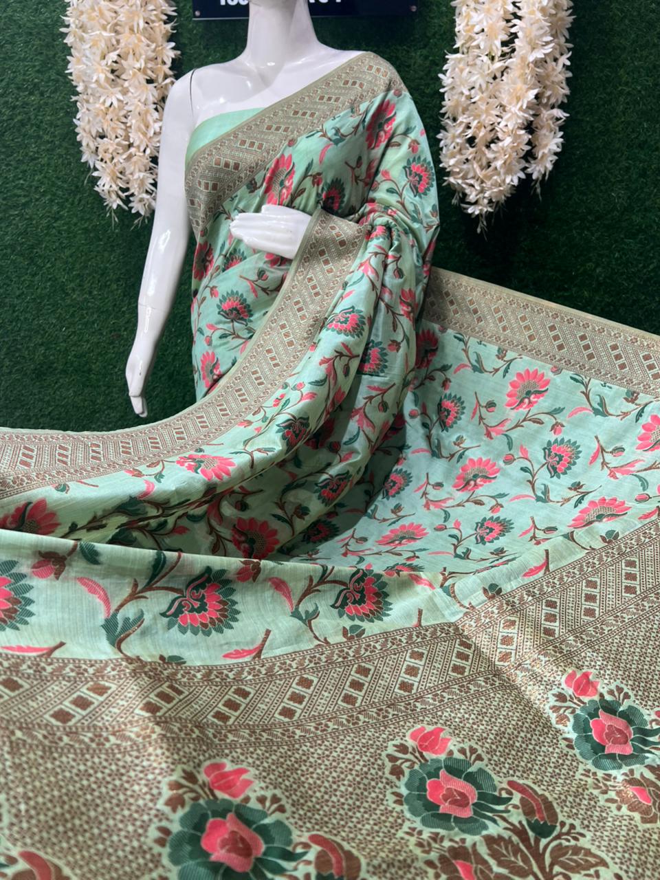 Banarasi Silk Floral Design Saree with Traditional Woven Motifs